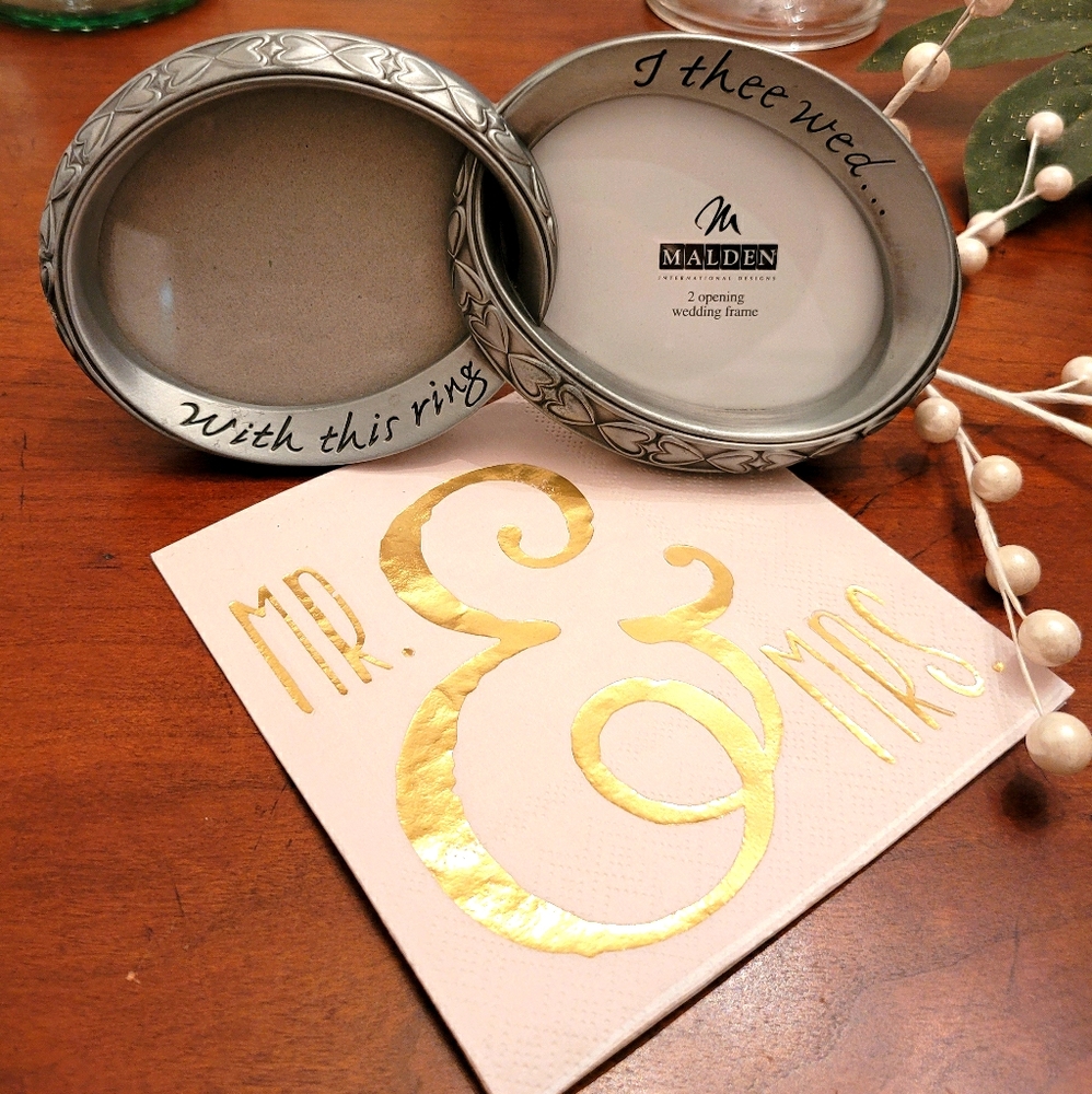 WEDDING💙BAND💛PICTURE FRAME💕